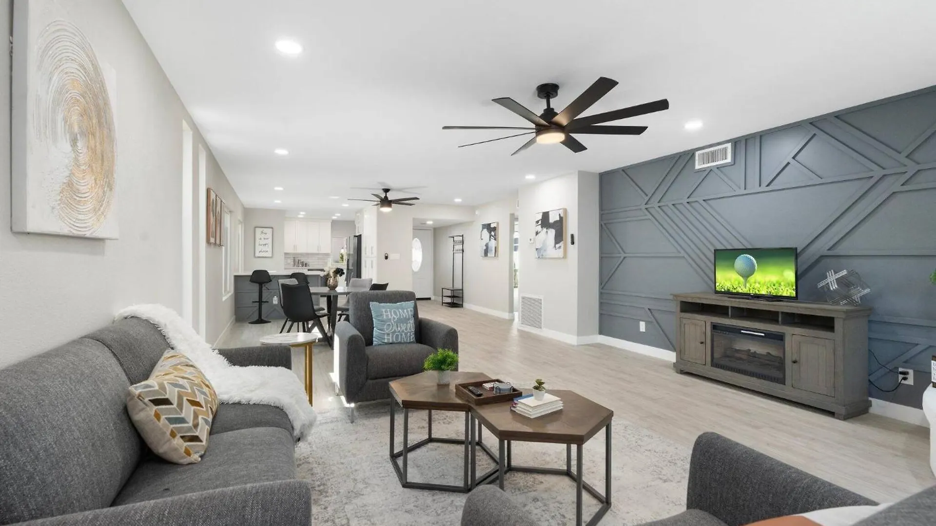 Holiday home Urban Suite ~ Private Room In Centralphx Phoenix United States